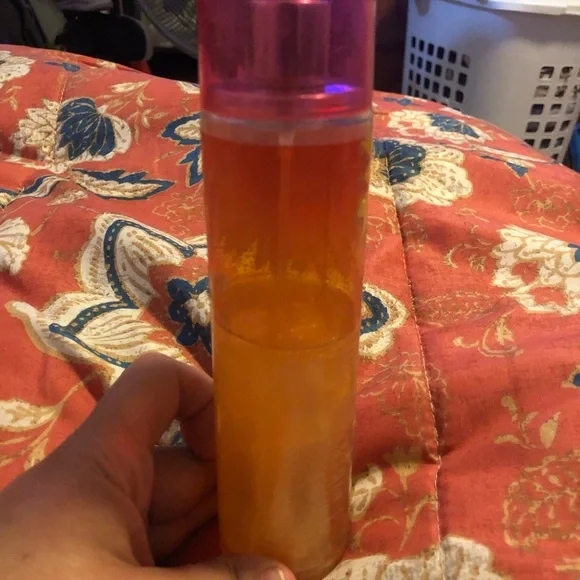 Bath & Body Works Body perfume Set - Blue, Yellow, Orange - Picture 3 of 5